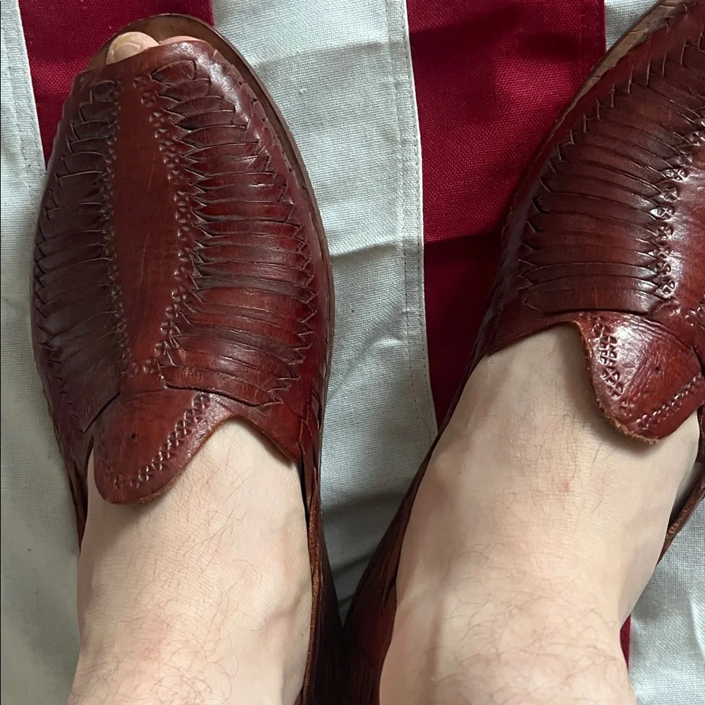 Men's Brown Leather Slip-On Huarache Loafers - Picture 10 of 10